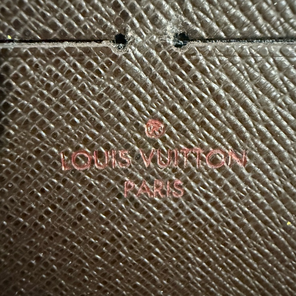 Louis Vuitton Damier Ebene Organizer Zippy Wallet - Picture 8 of 16